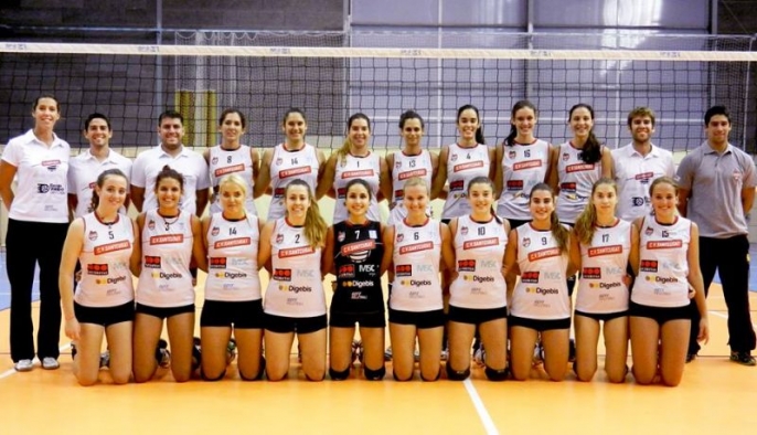 Digebis patrocina a los equipos femeninos de voley de Sant Cugat