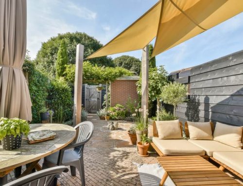 Sombras y toldos: ideas para crear un patio fresco protegido del sol